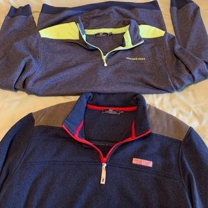 LOT: (2) Men’s Vineyard Vines Shep Shirts Size XL 1/4 Zip Navy